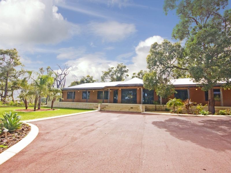 36 Waterwheel Road North, Bedfordale WA 6112