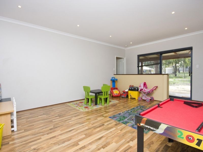 36 Waterwheel Road North, Bedfordale WA 6112