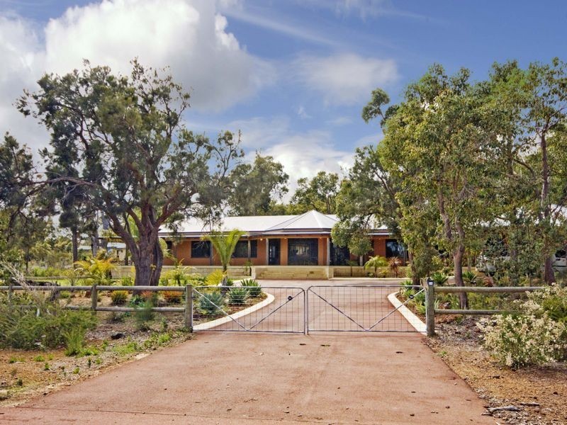 36 Waterwheel Road North, Bedfordale WA 6112