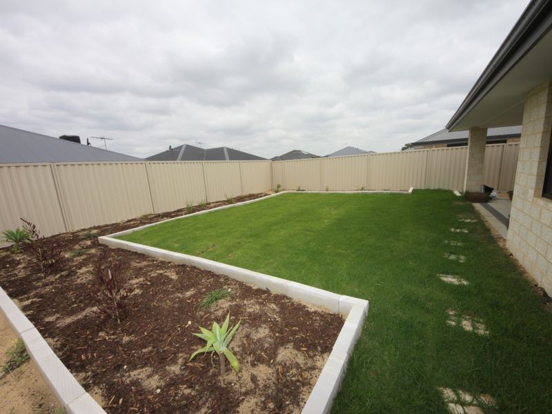 20 Sylvan Way, Seville Grove WA 6112