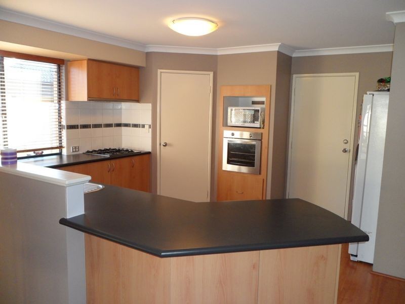 49 Jackadder Avenue, Hammond Park WA 6164