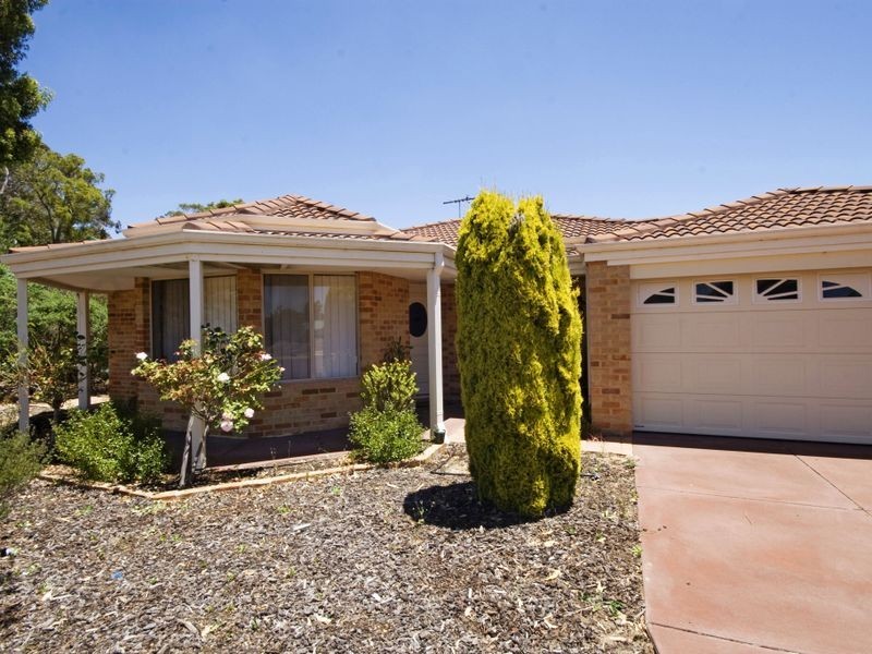 10 McNeil Grove, Jarrahdale WA 6124