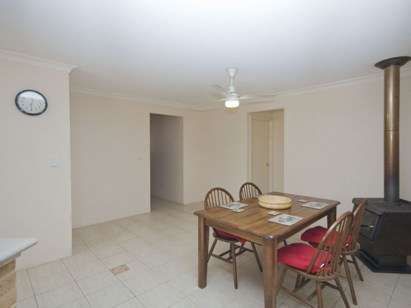 10 McNeil Grove, Jarrahdale WA 6124