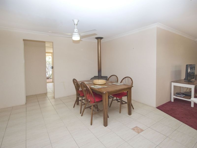 10 McNeil Grove, Jarrahdale WA 6124