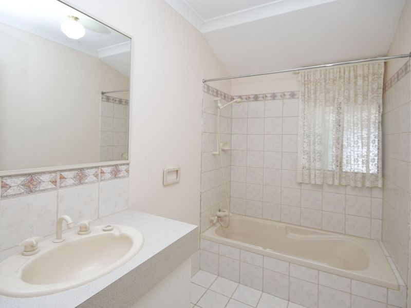 10 McNeil Grove, Jarrahdale WA 6124