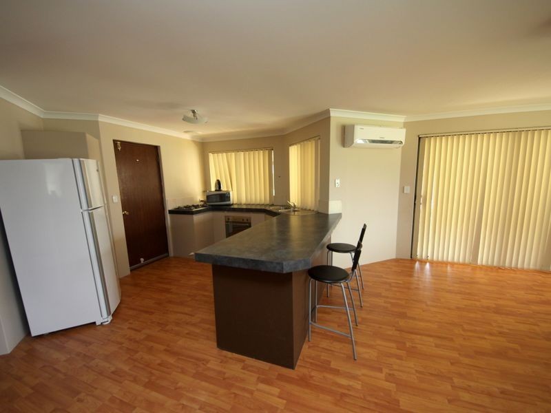 7 Donegal Court, Seville Grove WA 6112