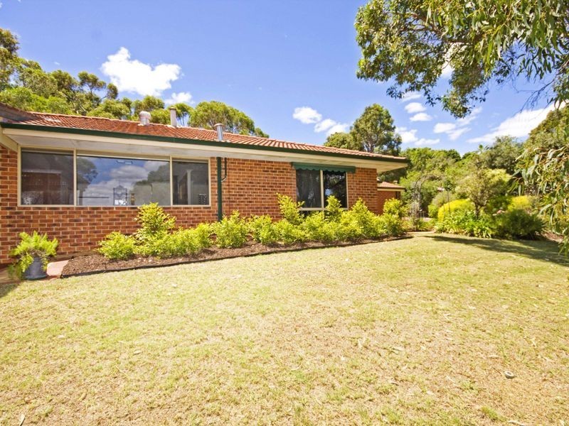 26 Ophelia Grove, Mount Nasura WA 6112