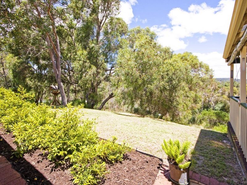 26 Ophelia Grove, Mount Nasura WA 6112