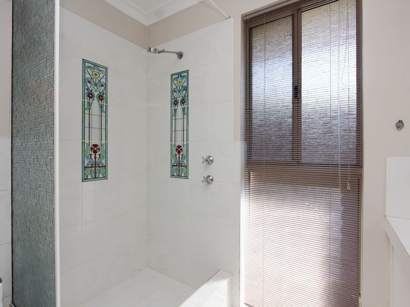 39 Lyrebird Loop, Seville Grove WA 6112