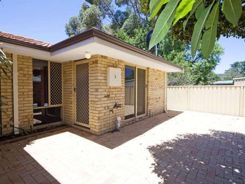 25A Barellan Court, Armadale WA 6112
