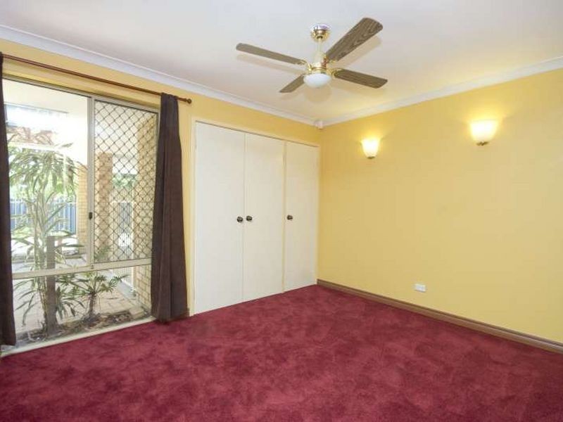 25A Barellan Court, Armadale WA 6112