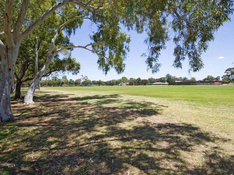 25A Barellan Court, Armadale WA 6112