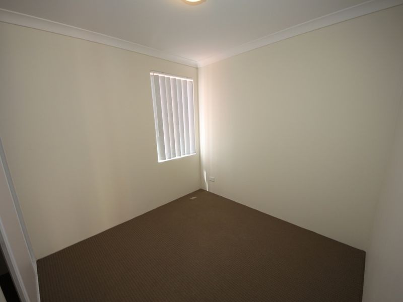 17/54 Sixth Road, Armadale WA 6112