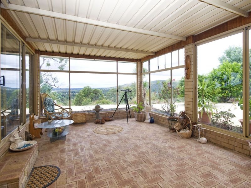 14 Rushton Terrace, Mount Nasura WA 6112