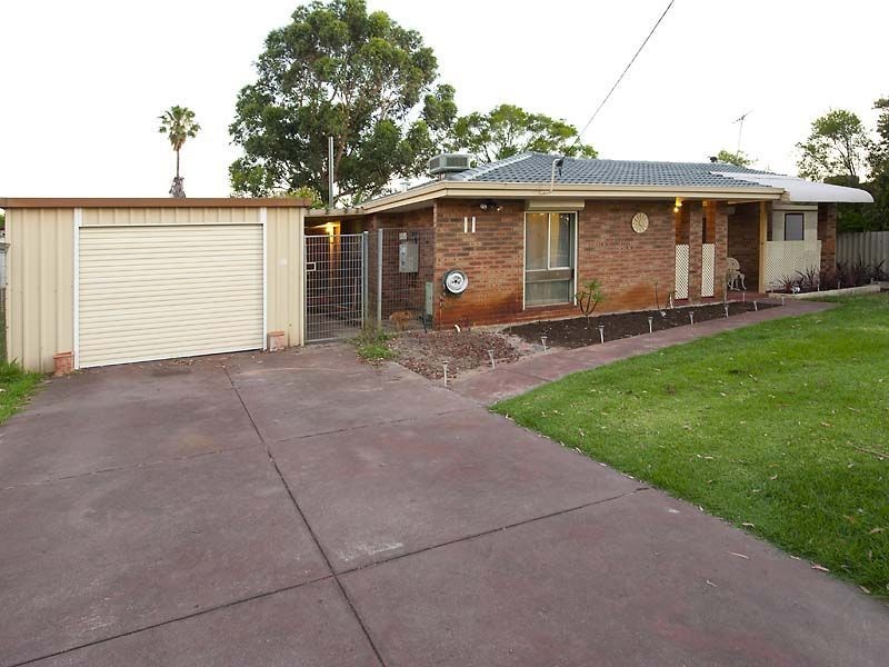 11 Winnunga Place, Armadale WA 6112