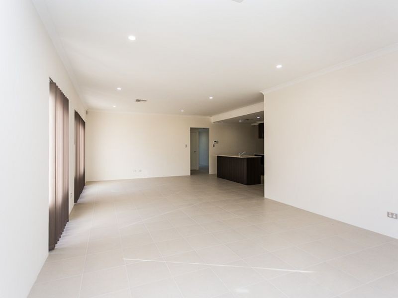 9 Manar Way, Byford WA 6122