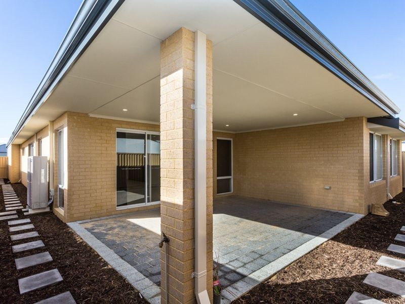 9 Manar Way, Byford WA 6122