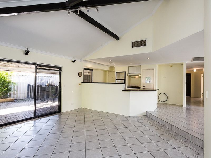 3 Gilbride Cove, Atwell WA 6164