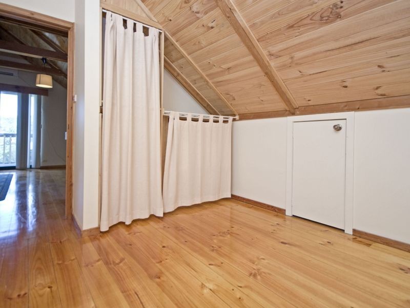 10 Barranduna Drive, Mount Nasura WA 6112