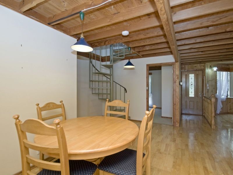 10 Barranduna Drive, Mount Nasura WA 6112