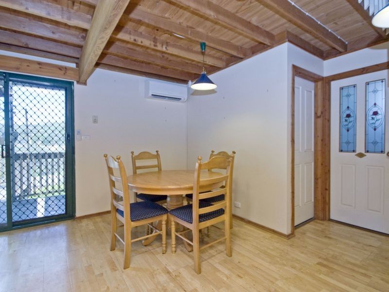 10 Barranduna Drive, Mount Nasura WA 6112