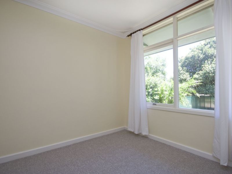 18 Steve Street, Kelmscott WA 6111