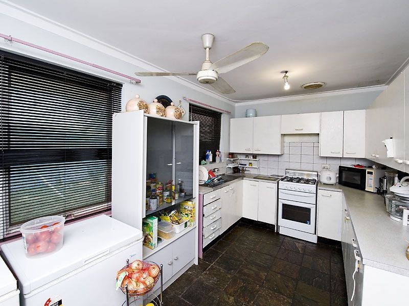 45 Angelo Street, Armadale WA 6112