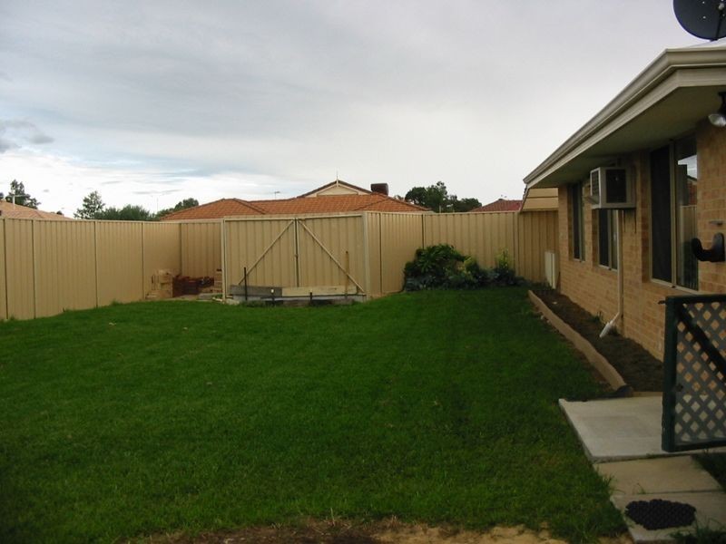 87 Riverside Lane, Seville Grove WA 6112