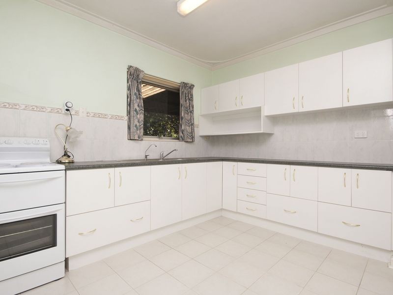 37 Lantana Way, Camillo WA 6111