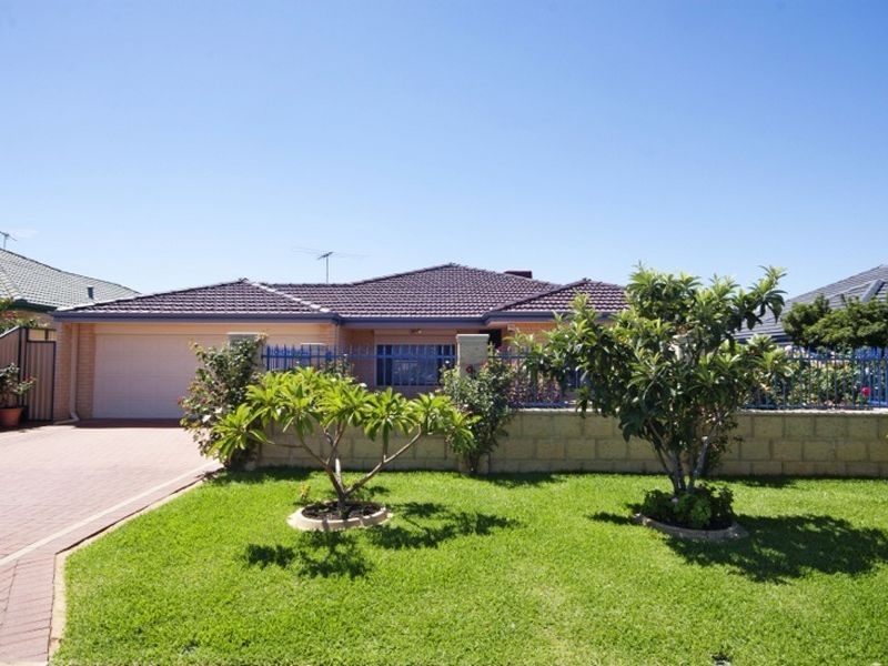 44 Sycamore Ave, South Lake WA 6164