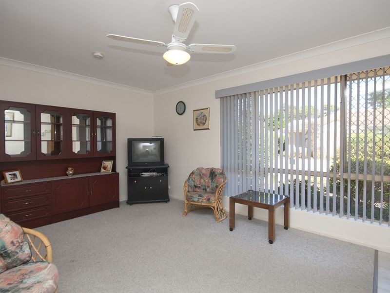 8/18 Lathwell Street, Armadale WA 6112