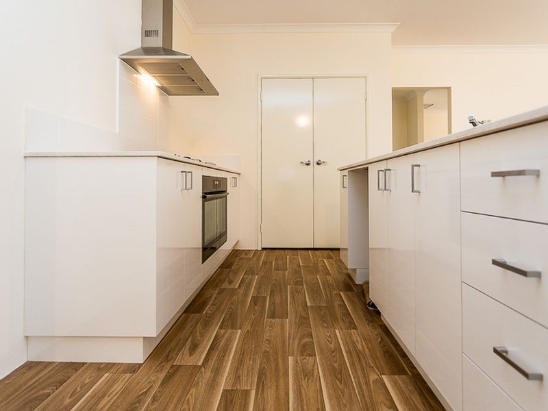 10 Foulkes Way, Byford WA 6122