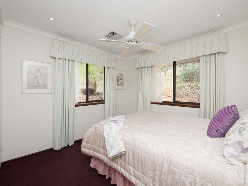 121 Salter Road, Mount Nasura WA 6112