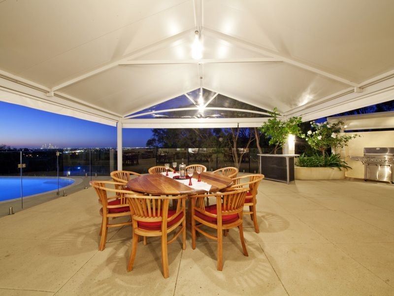 121 Salter Road, Mount Nasura WA 6112