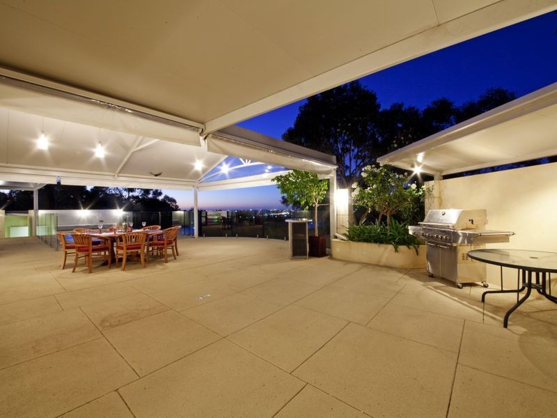 121 Salter Road, Mount Nasura WA 6112