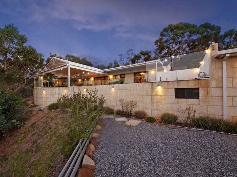 121 Salter Road, Mount Nasura WA 6112