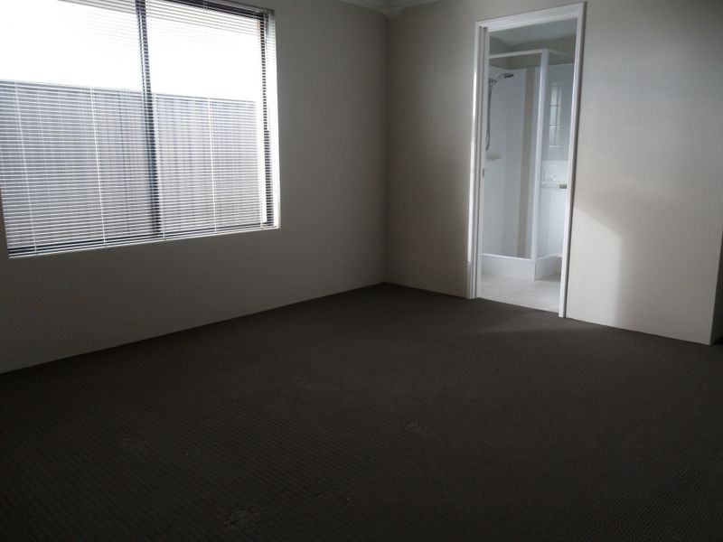 18 Casitas Street, Champion Lakes WA 6111