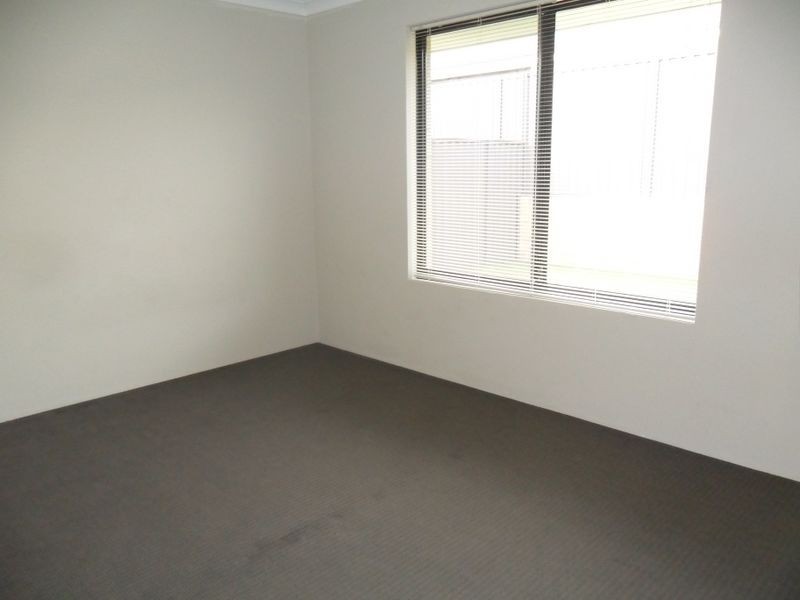 18 Casitas Street, Champion Lakes WA 6111