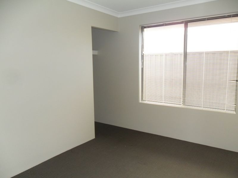 18 Casitas Street, Champion Lakes WA 6111