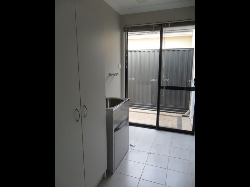 18 Casitas Street, Champion Lakes WA 6111