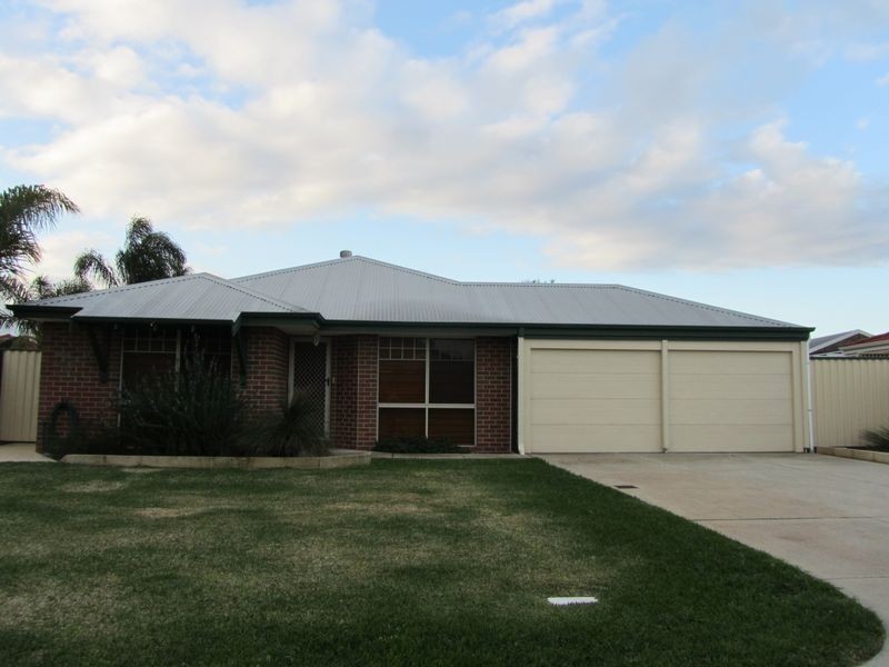 76 Molloy Circuit, Atwell WA 6164
