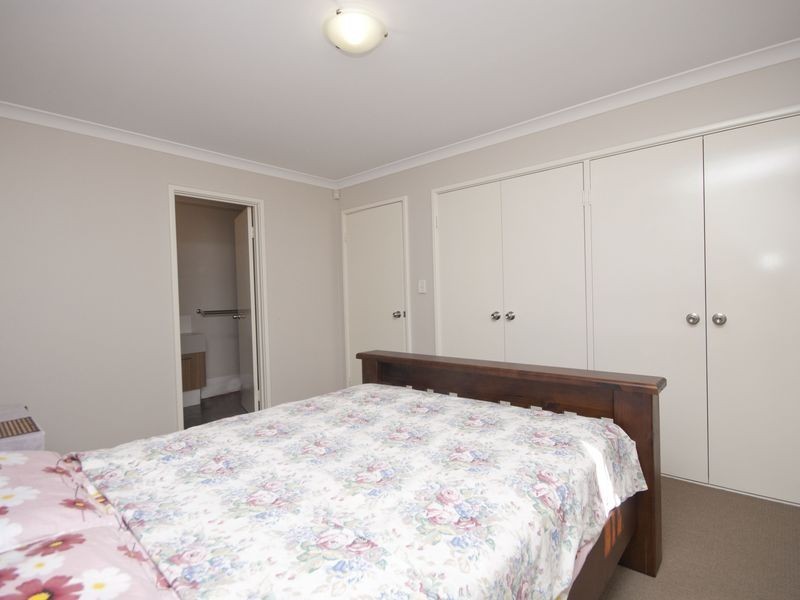 23/11 Serls Street, Armadale WA 6112