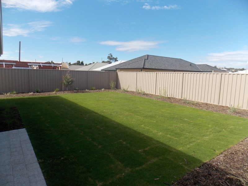 10 Plumosa Avenue, Beeliar WA 6164