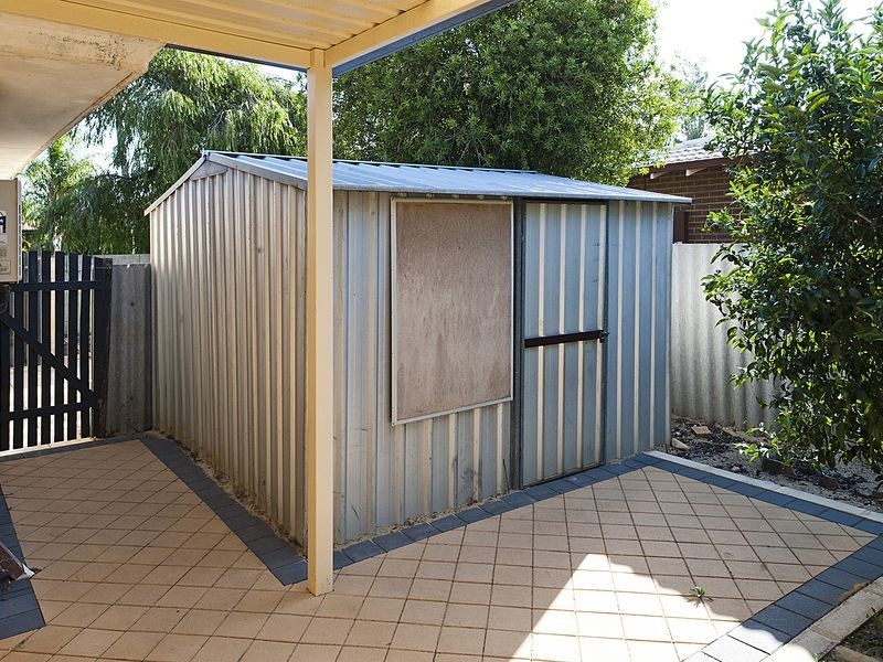 25 Burrowa Street, Armadale WA 6112