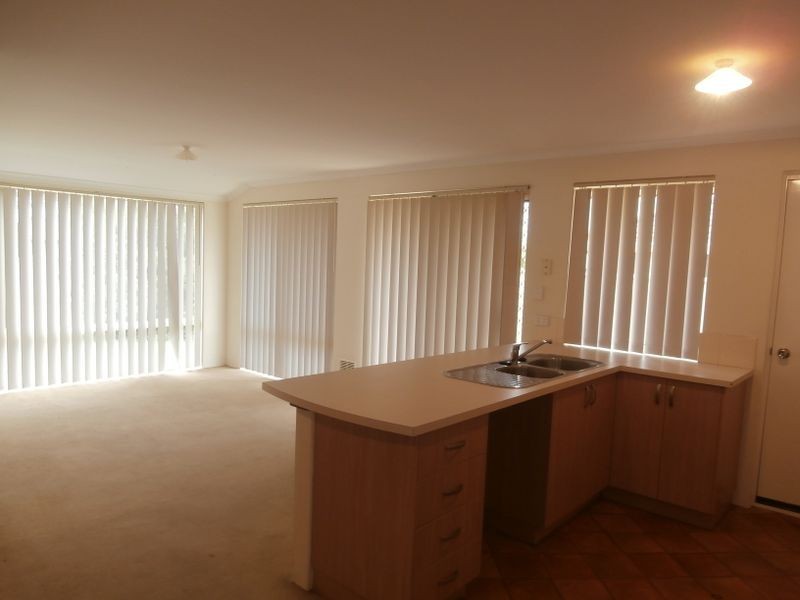 11 Higgs Court, Brookdale WA 6112