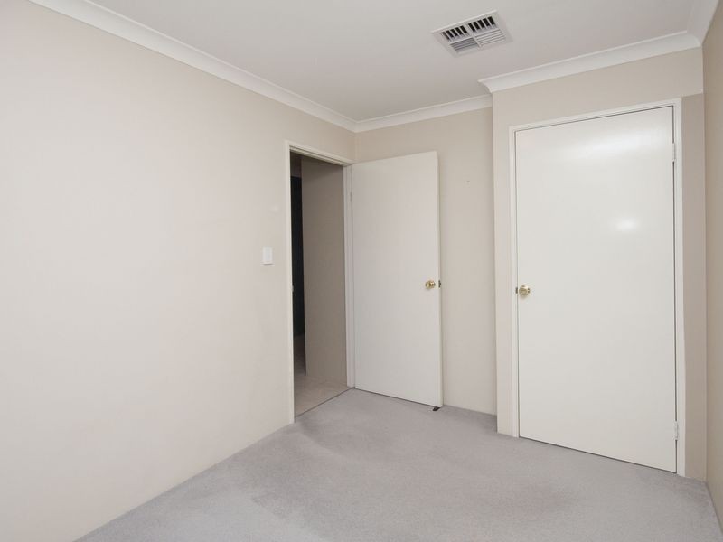 6 Brechin Retreat, Seville Grove WA 6112