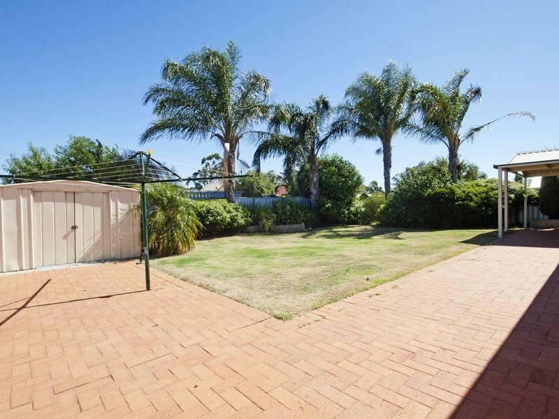 6 Brechin Retreat, Seville Grove WA 6112