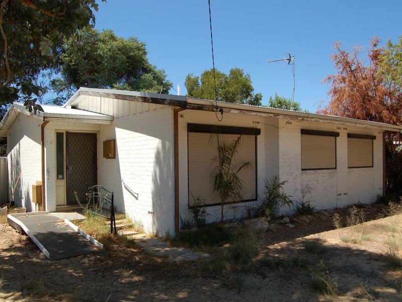 2 Tijuana Road, Armadale WA 6112