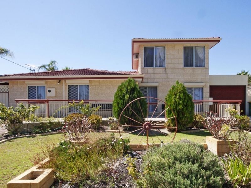 41 Grovelands Drive, Camillo WA 6111