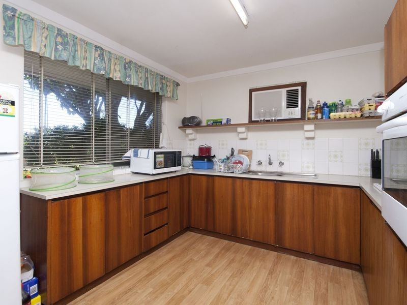 9 Nethercott Street, Huntingdale WA 6110